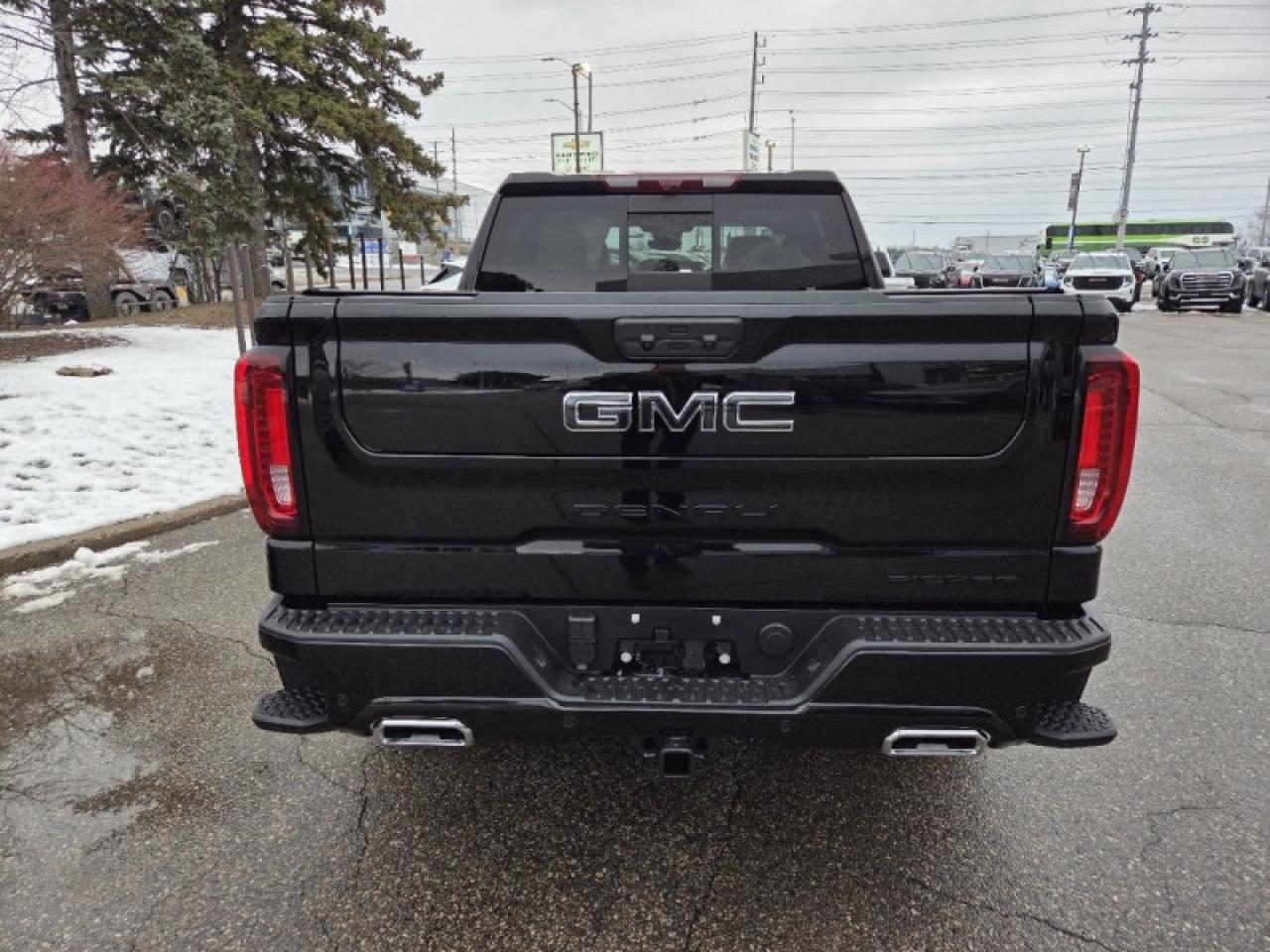2026 GMC Sierra 1500 Denali Ultimate  - Sunroof Photo4