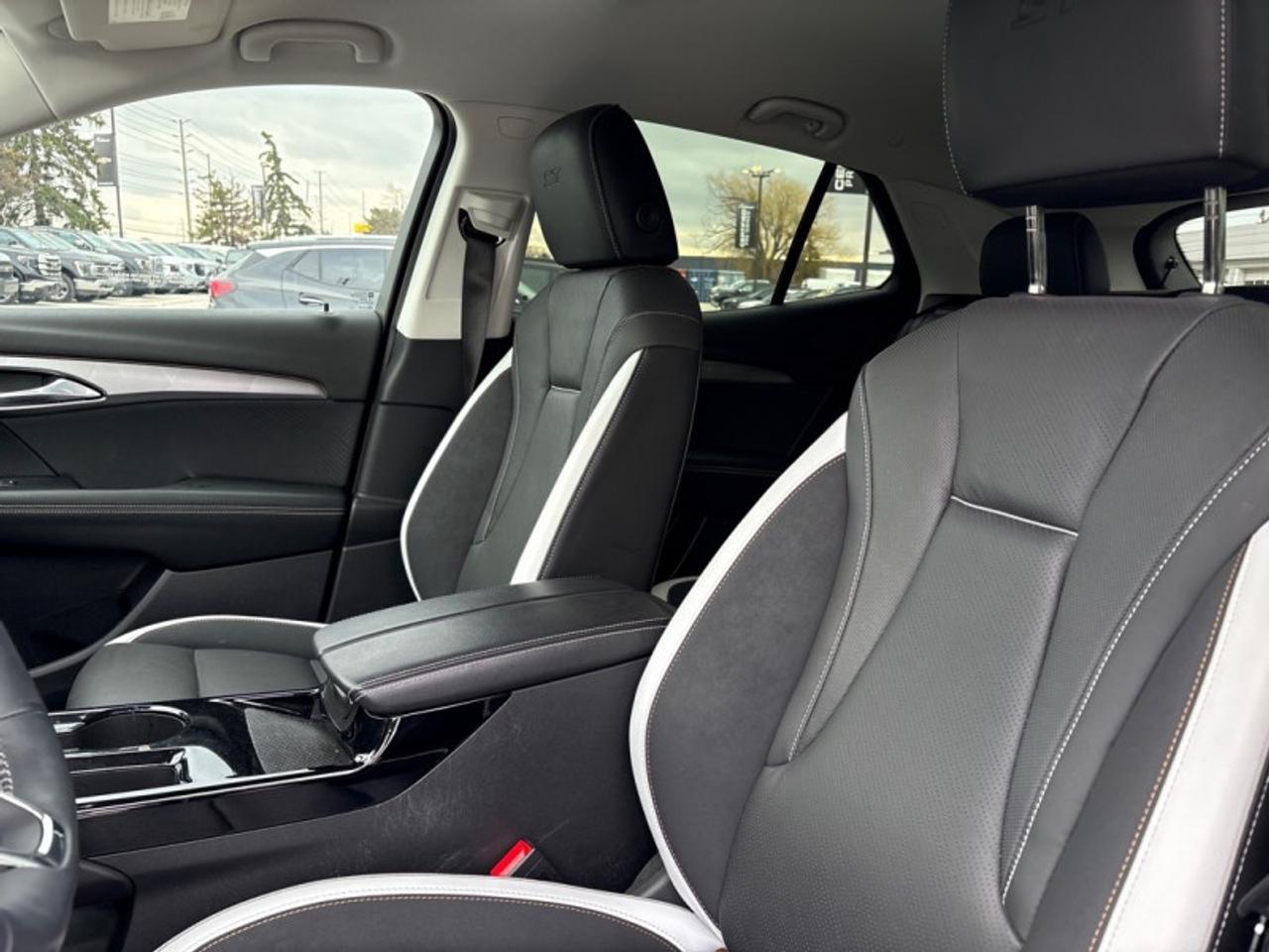 2024 Buick Envision Sport Touring  2.0T|360 CAM|30-INCH SCREEN| Photo