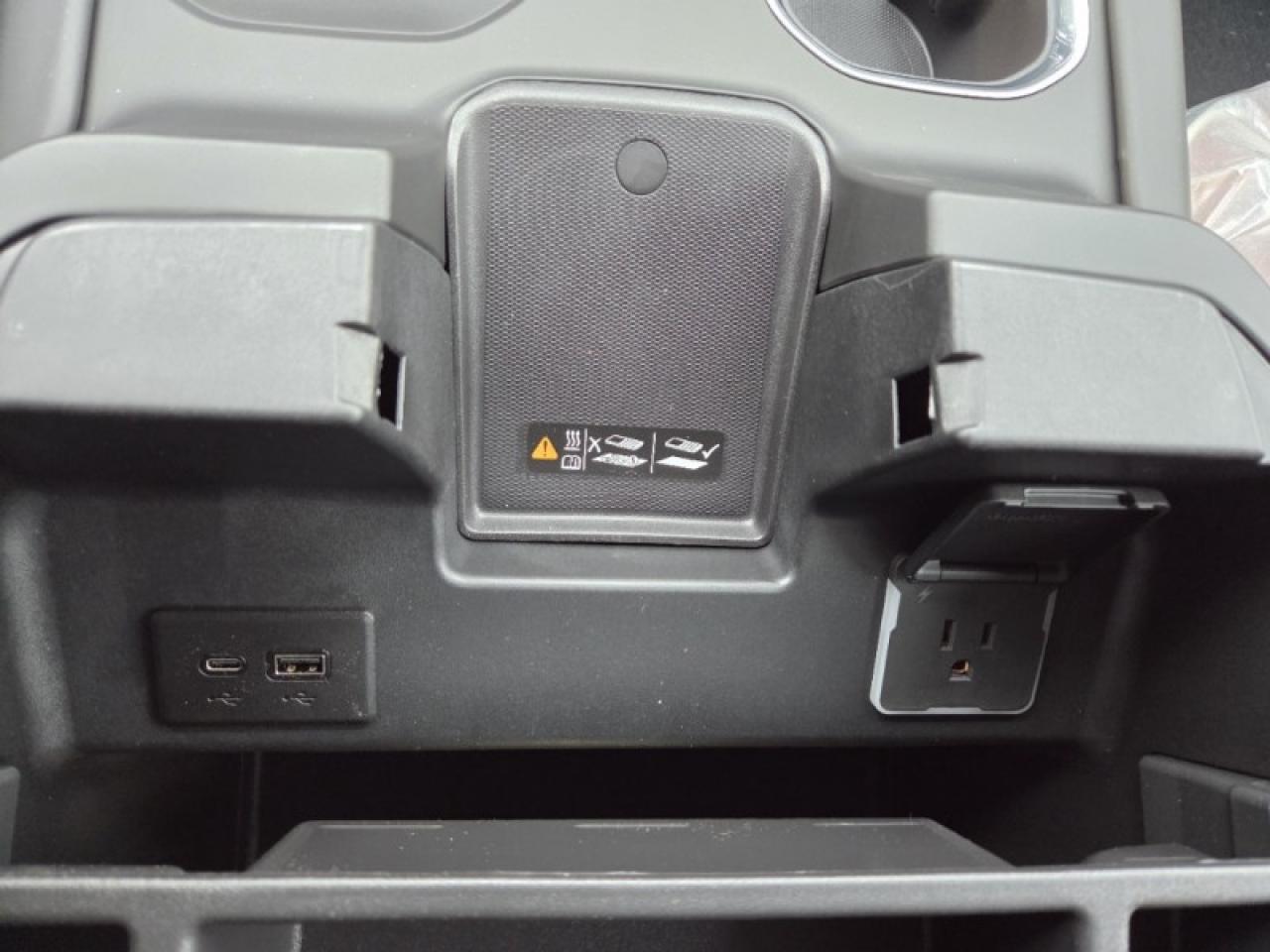 2026 GMC Sierra 1500 Denali Ultimate  - Sunroof Photo