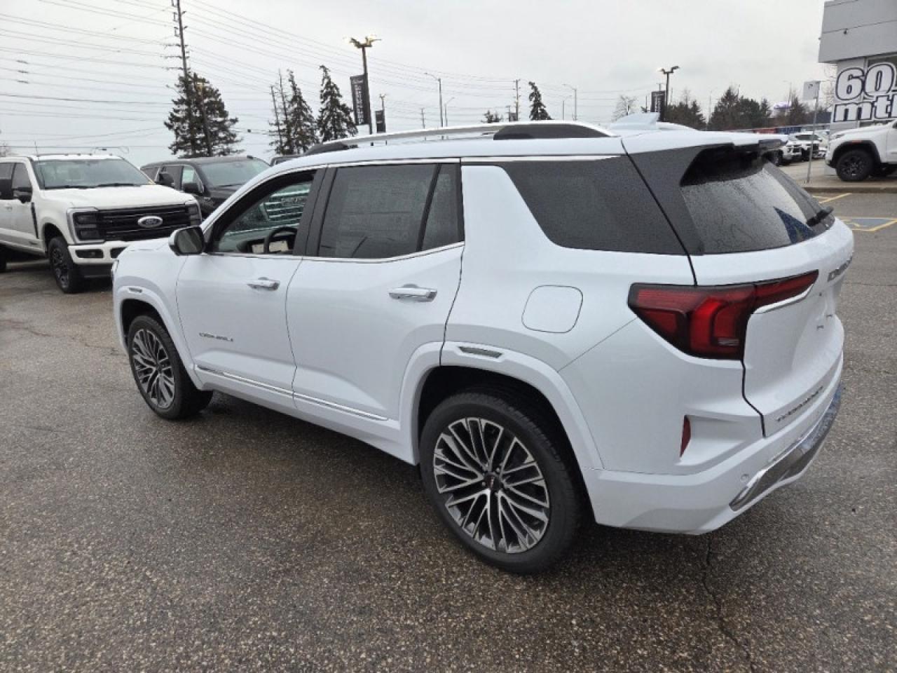 2026 GMC Terrain Denali  - Sunroof -  Cooled Seats Photo