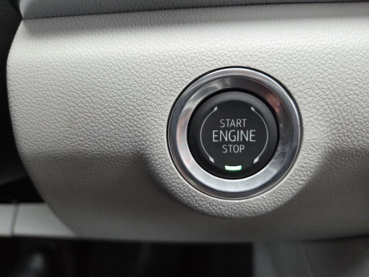 2026 GMC Terrain Denali  - Sunroof -  Cooled Seats Photo