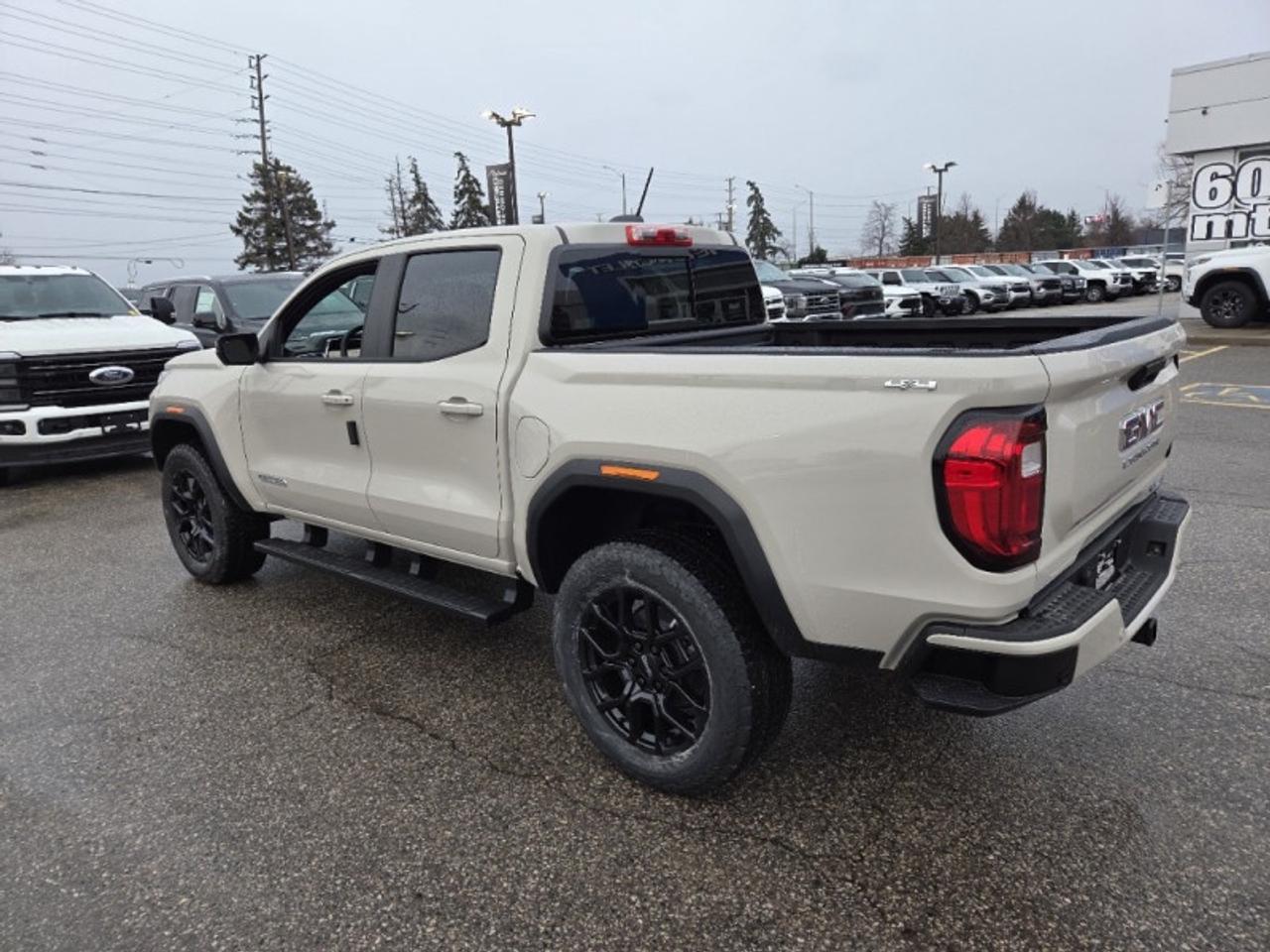 2026 GMC Canyon Elevation  -  Apple CarPlay Photo