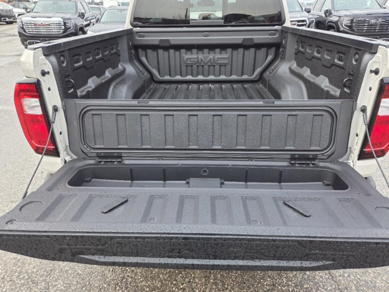 2026 GMC Canyon Elevation  -  Apple CarPlay Photo