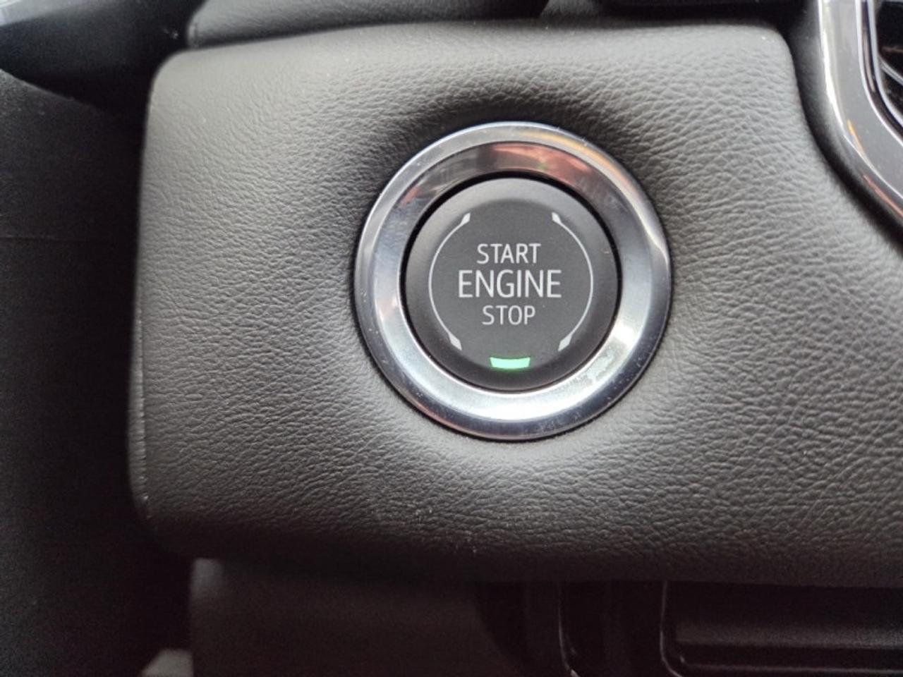 2026 GMC Canyon Elevation  -  Apple CarPlay Photo