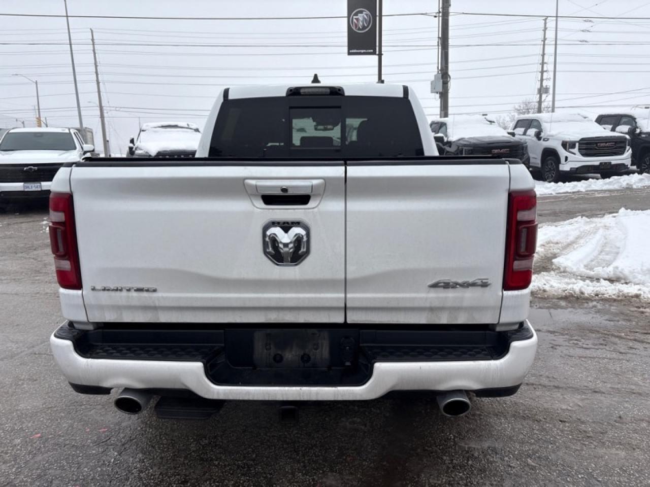 2022 RAM 1500 Limited  LVL 1|PANO ROOF| Photo4