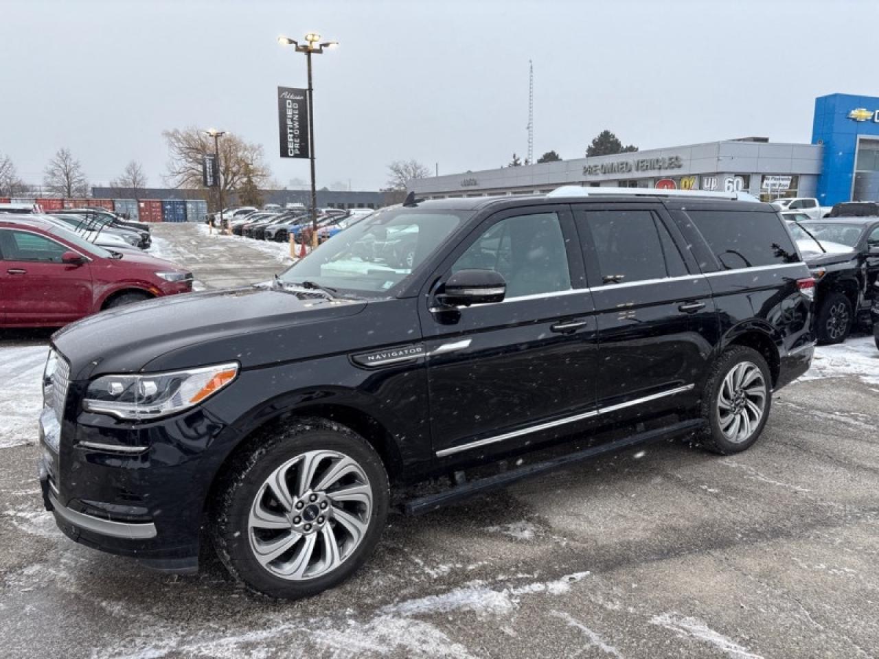 2023 Lincoln Navigator L Reserve  PANO ROOF|NAV|LOADED Photo