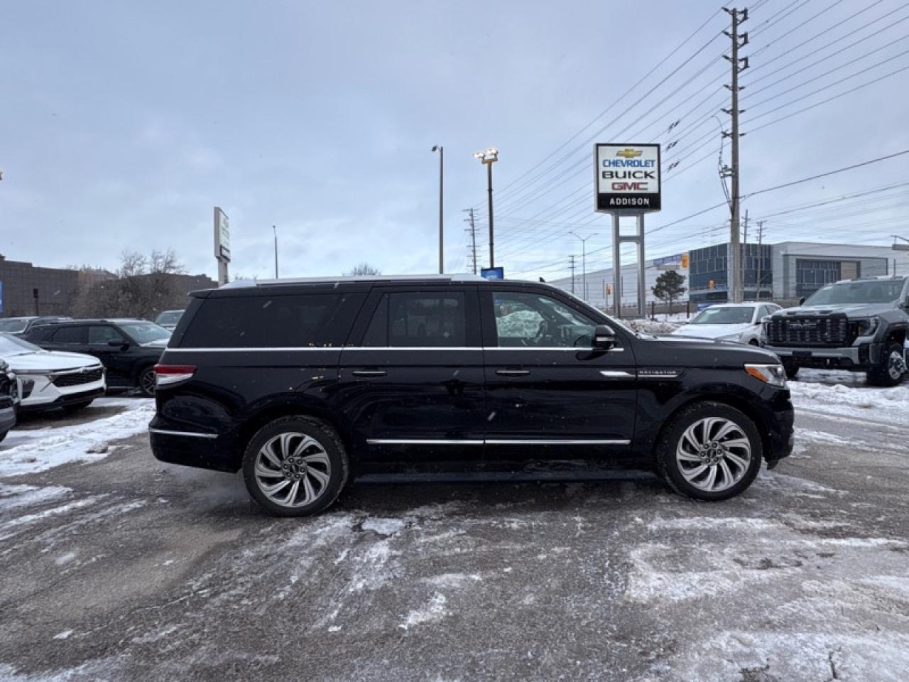 2023 Lincoln Navigator L Reserve  PANO ROOF|NAV|LOADED Photo