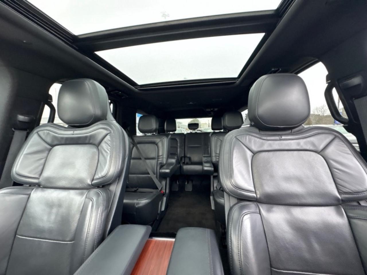 2023 Lincoln Navigator L Reserve  PANO ROOF|NAV|LOADED Photo