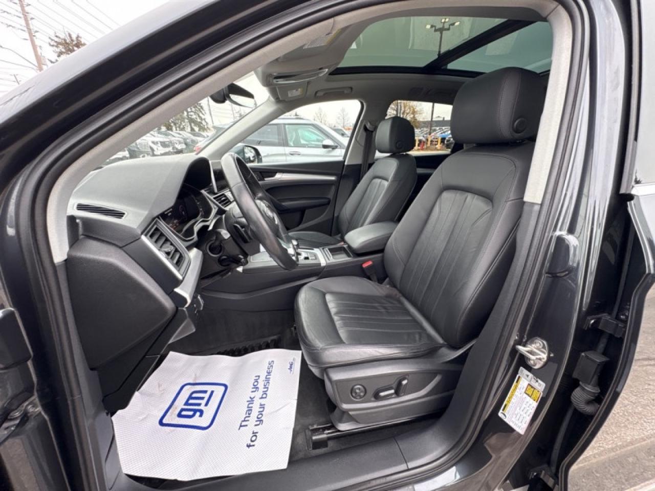 2019 Audi Q5 Progressiv 45 TFSI quattro  NAV|PANO ROOF| LOW KM Photo