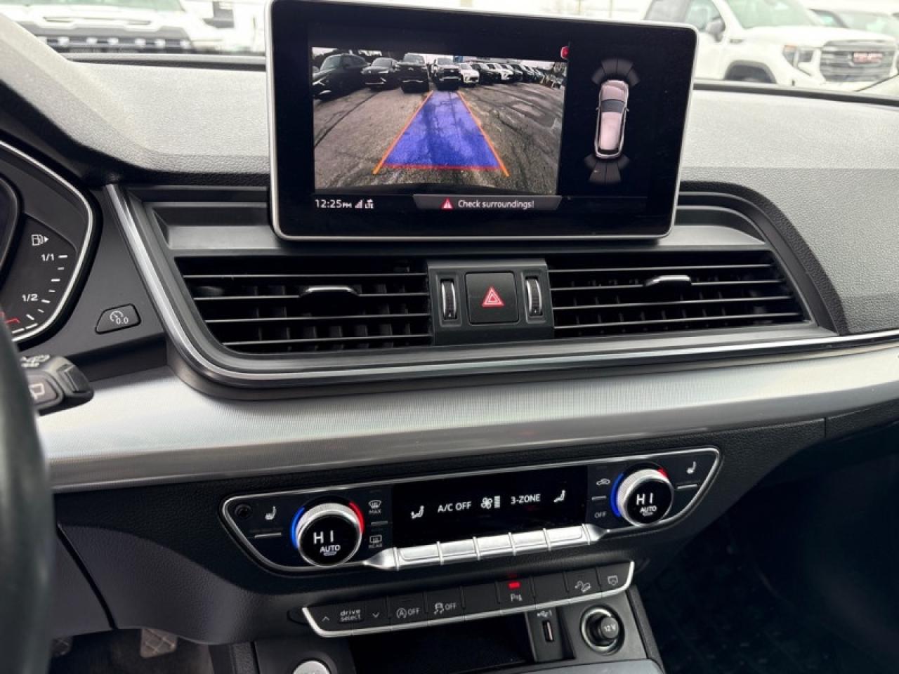 2019 Audi Q5 Progressiv 45 TFSI quattro  NAV|PANO ROOF| LOW KM Photo