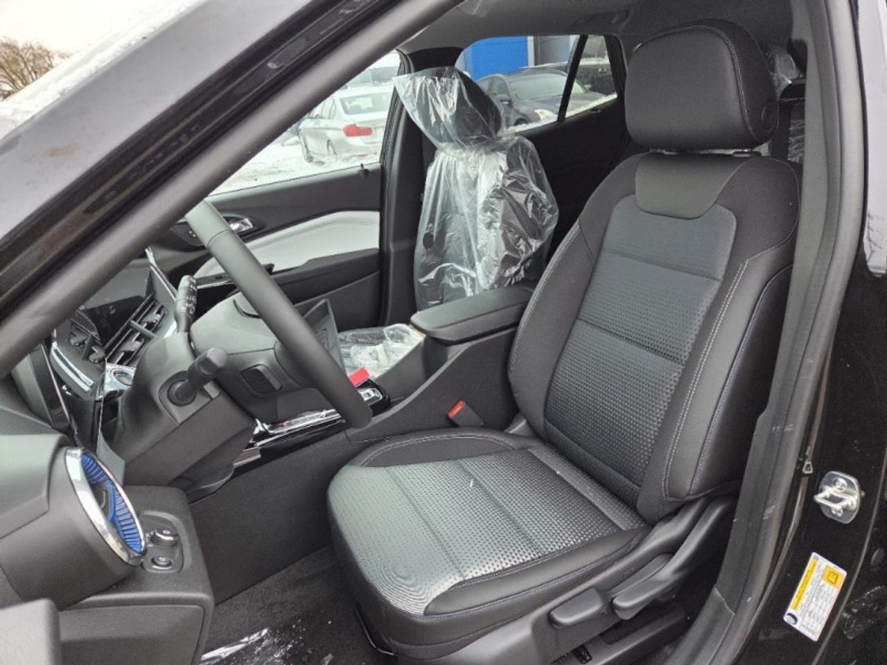 2026 Chevrolet Trax LT  - Heated Seats -  Remote Start Photo