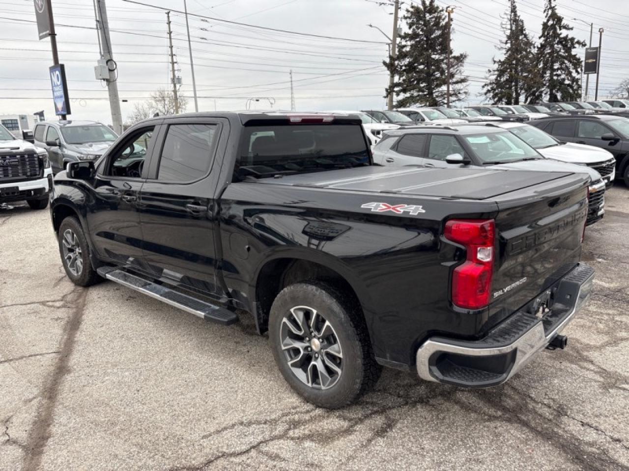 2024 Chevrolet Silverado 1500 LT  DIESEL|BUCKET SEATS|2O-INCH WHEELS Photo3