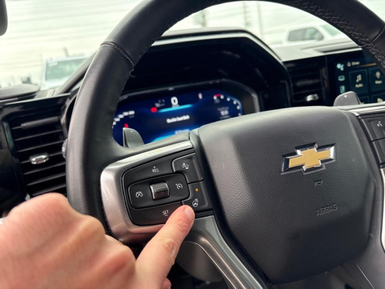 2024 Chevrolet Silverado 1500 LT  DIESEL|BUCKET SEATS|2O-INCH WHEELS Photo