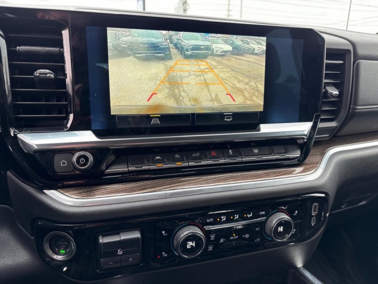 2024 Chevrolet Silverado 1500 LT  DIESEL|BUCKET SEATS|2O-INCH WHEELS Photo