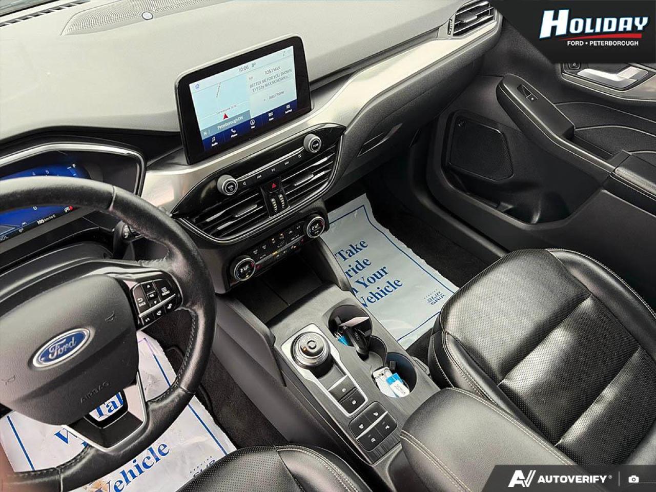 2021 Ford Escape Titanium Photo