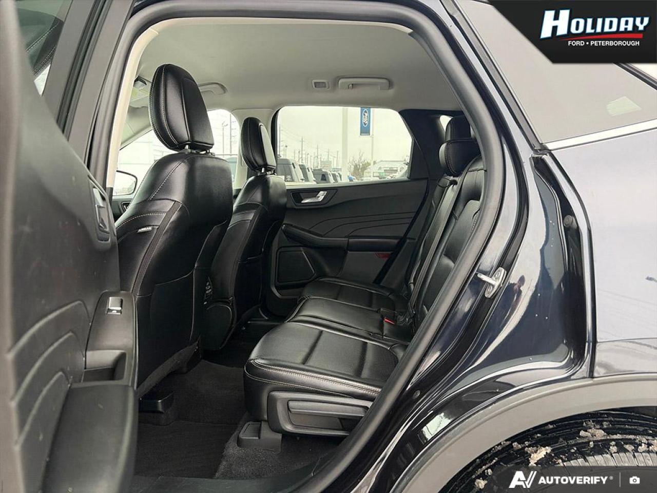 2021 Ford Escape Titanium Photo