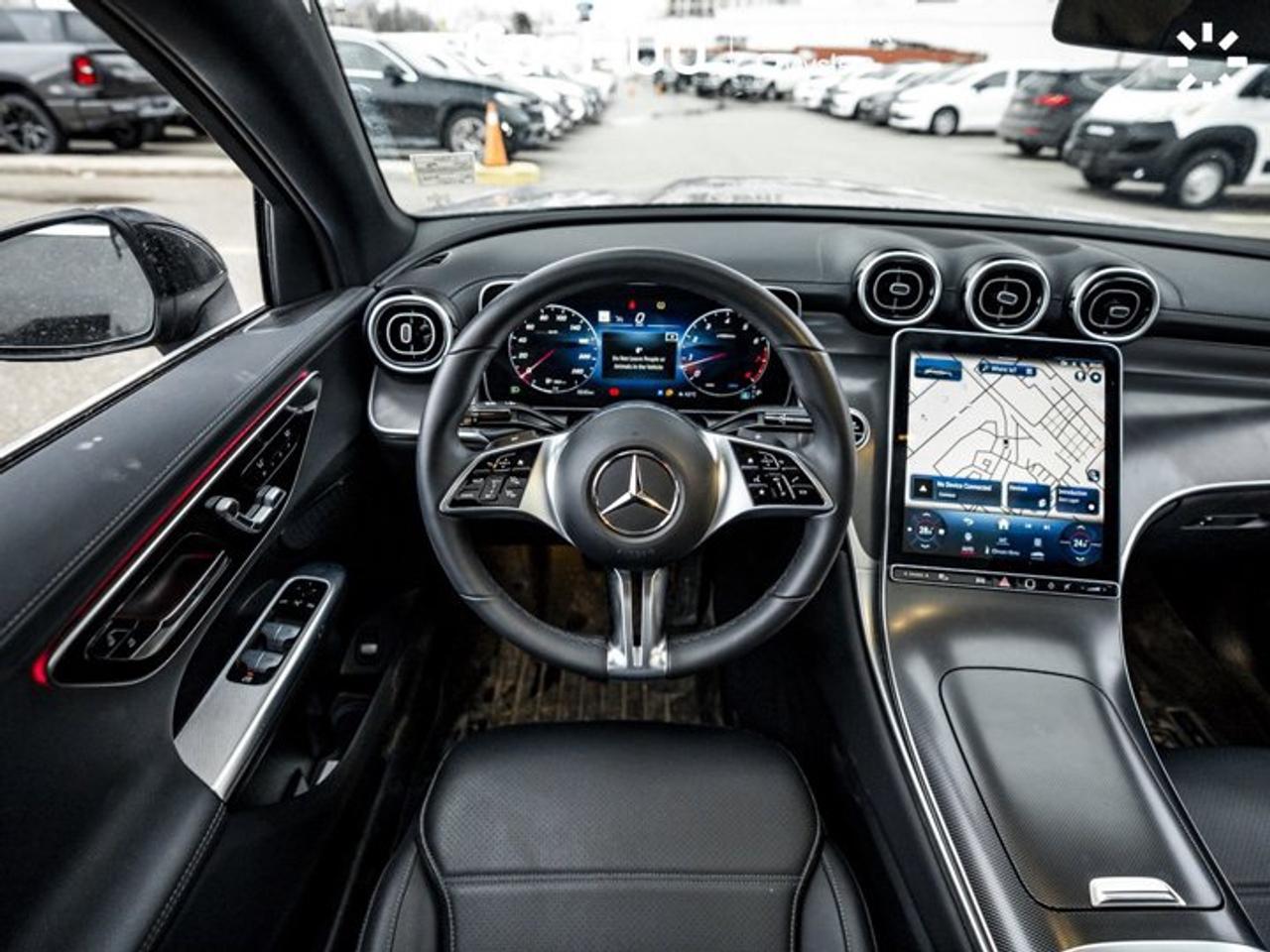 2024 Mercedes-Benz GLC 300 Panoroof Navigation 360 Camera Blind Spot Brake Assist Photo