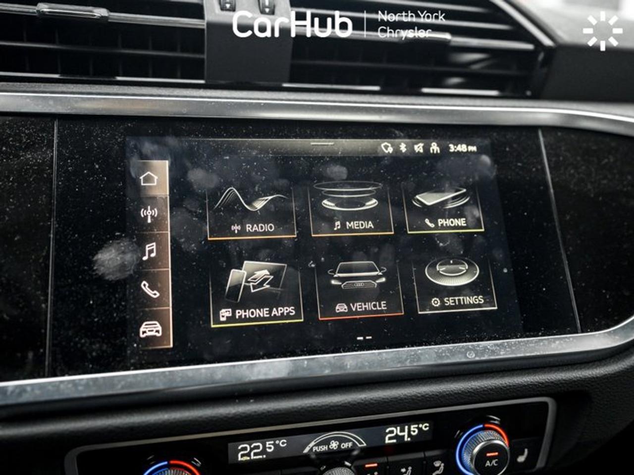 2022 Audi Q3 Komfort 45 TFSI quattro AWD, Heated Front Seats, Power Liftgate Photo