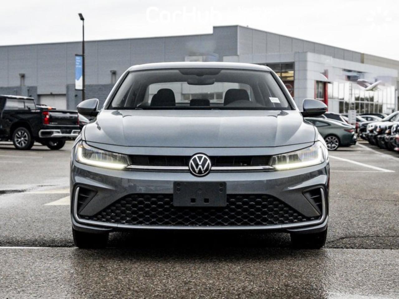 2025 Volkswagen Jetta Trendline ONLY 5560KM! Backup Camera Blind Spot Monitoring Heated Seats Photo2