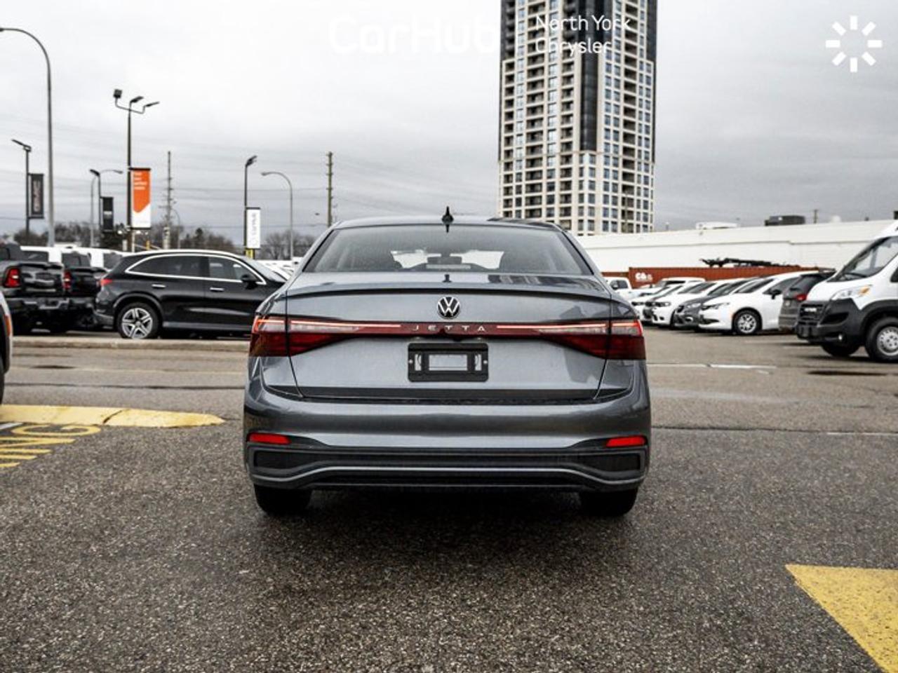 2025 Volkswagen Jetta Trendline ONLY 5560KM! Backup Camera Blind Spot Monitoring Heated Seats Photo