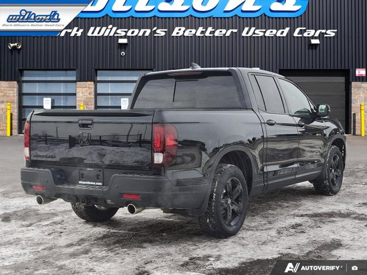 2023 Honda Ridgeline Black Edition AWD | Leather | Sunroof | Nav | Cooled + Heated Seats | Heated Wheel | and More ! Photo