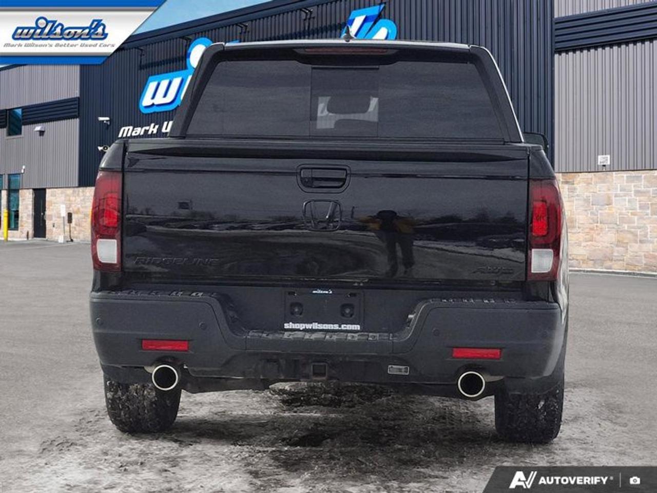 2023 Honda Ridgeline Black Edition AWD | Leather | Sunroof | Nav | Cooled + Heated Seats | Heated Wheel | and More ! Photo3