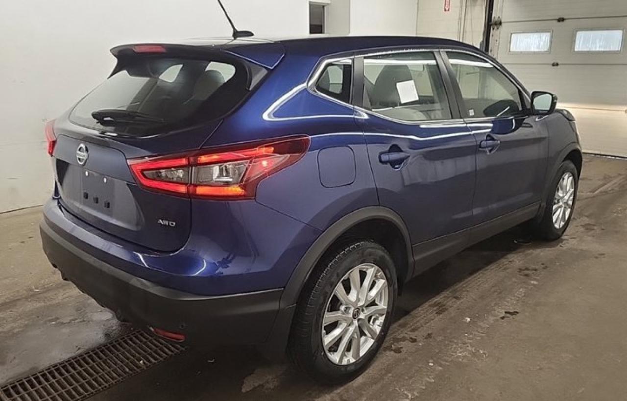 2021 Nissan Qashqai S AWD | Heated Seats | CarPlay + Android | Rear Camera | and More ! Photo