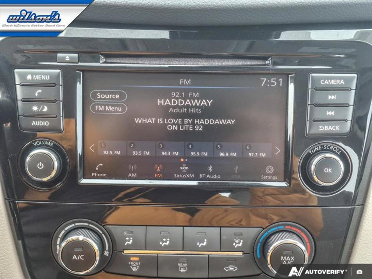 2021 Nissan Qashqai S AWD | Heated Seats | CarPlay + Android | Rear Camera | and More ! Photo