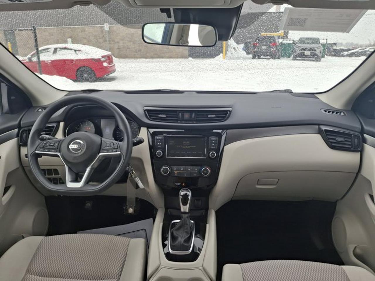 2021 Nissan Qashqai S AWD | Heated Seats | CarPlay + Android | Rear Camera | and More ! Photo