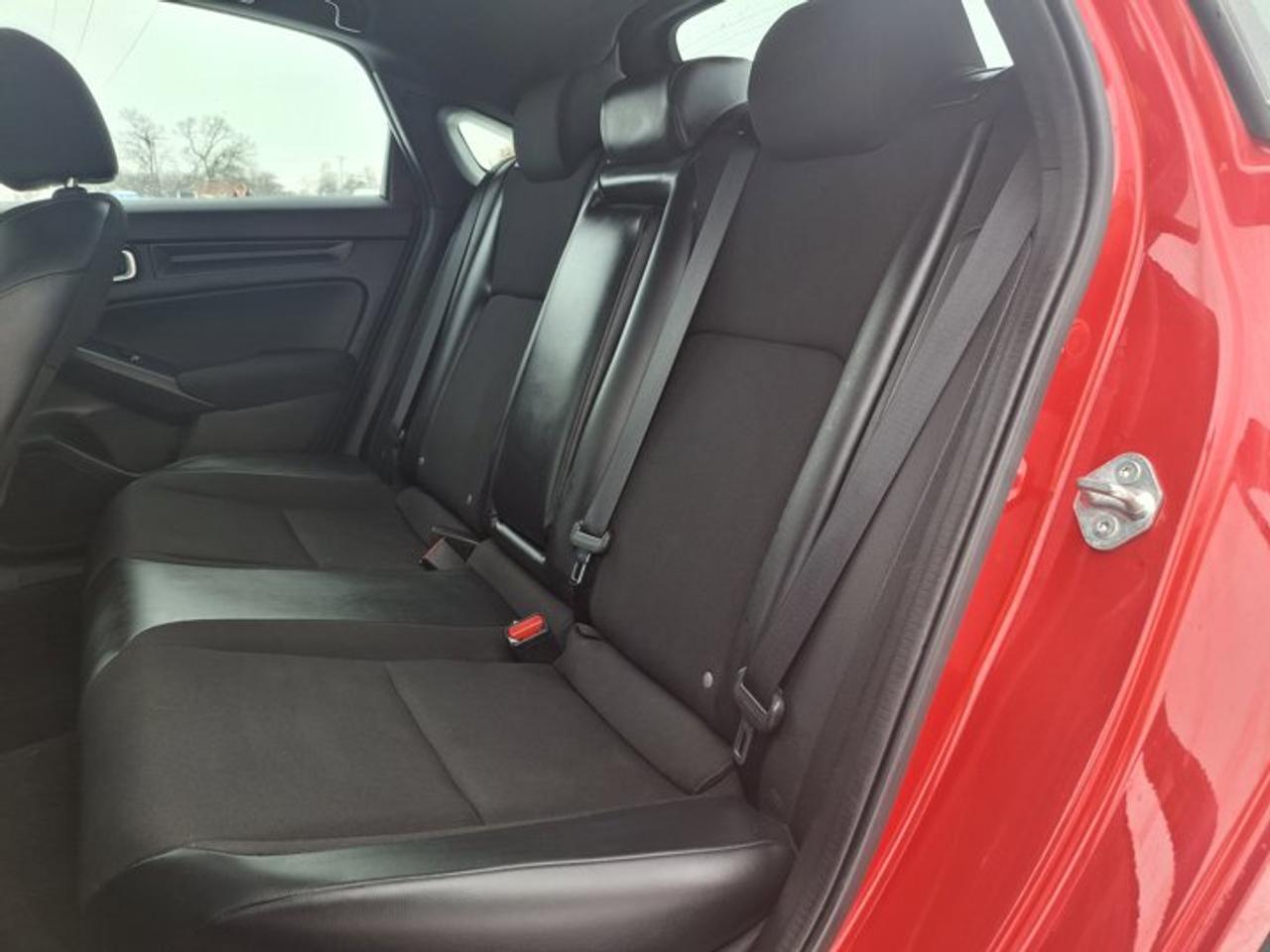 2022 Honda Civic Hatchback Sport | Sunroof | Heated Seats + Steering | Remote Start | CarPlay | Adaptive Cruise | and More ! Photo