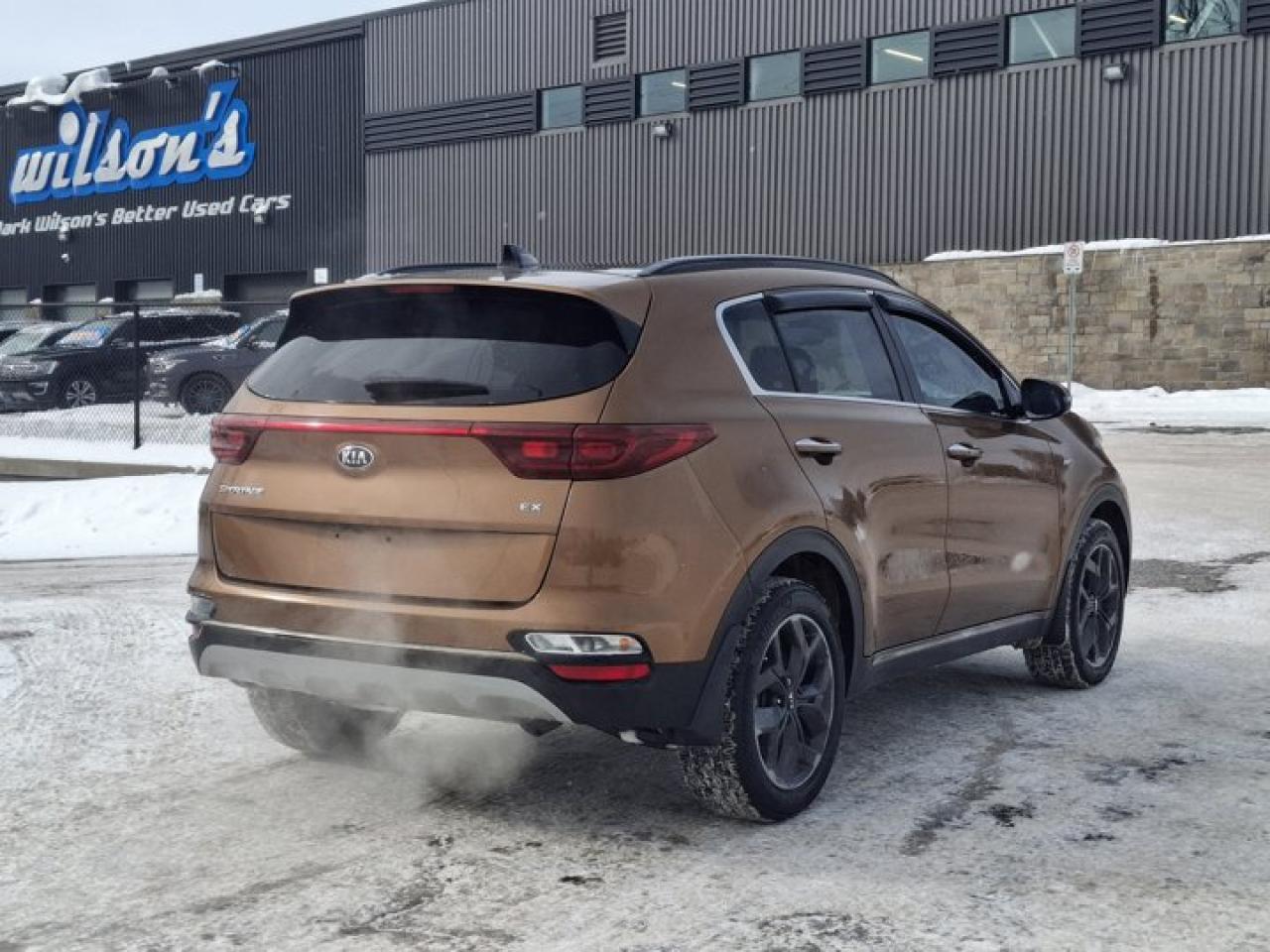 2020 Kia Sportage EX AWD | Carplay and Android Auto | Heated Seats + Steering | Panoramic Sunroof | and More ! Photo