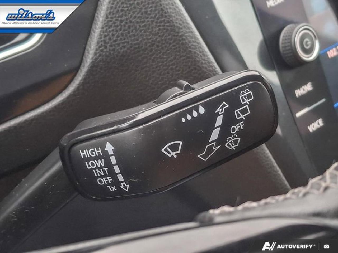 2021 Volkswagen Tiguan Highline R-Line AWD | Leather | Carplay | Heated Seats | Remote Start | Adaptive Cruise | and More ! Photo