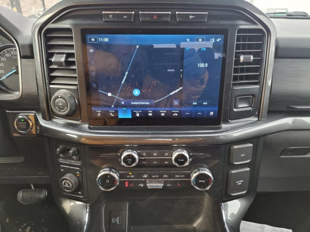 2022 Ford F-150 XLT Hybrid 4WD | 3.5L PowerBoost | Sport PKG | 302A PKG | Trailer Tow Pkg | and More ! Photo