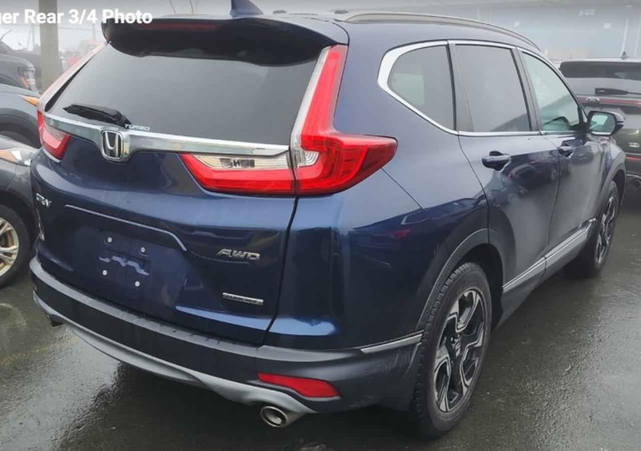 2019 Honda CR-V Touring AWD | Leather | Sunroof | Nav | Heated Seats | Remote Start | CarPlay + Android | and More ! Photo