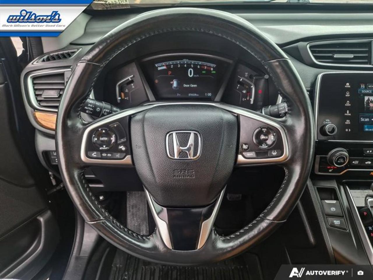 2019 Honda CR-V Touring AWD | Leather | Sunroof | Nav | Heated Seats | Remote Start | CarPlay + Android | and More ! Photo