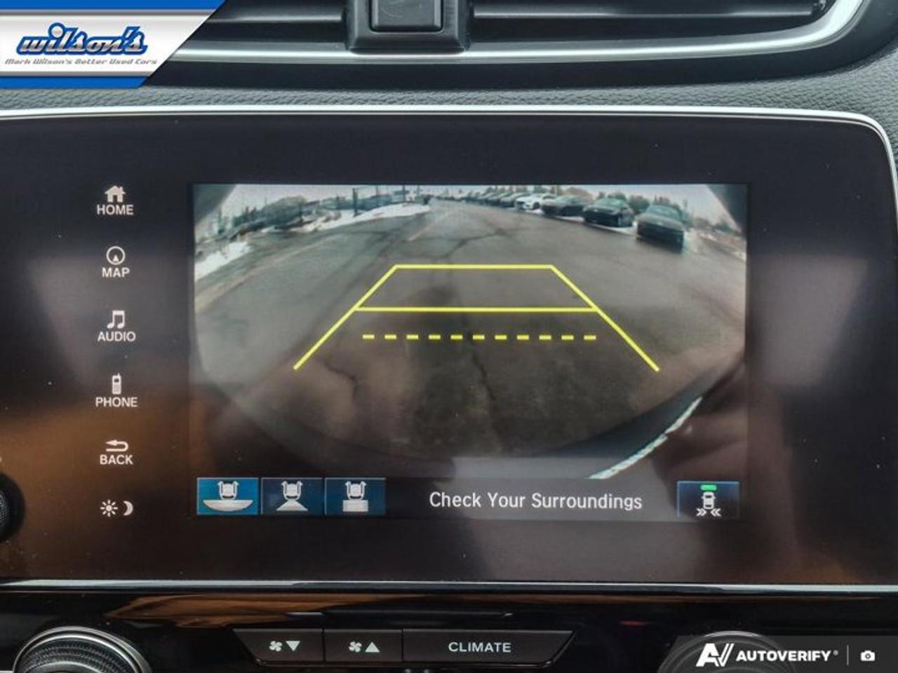 2019 Honda CR-V Touring AWD | Leather | Sunroof | Nav | Heated Seats | Remote Start | CarPlay + Android | and More ! Photo
