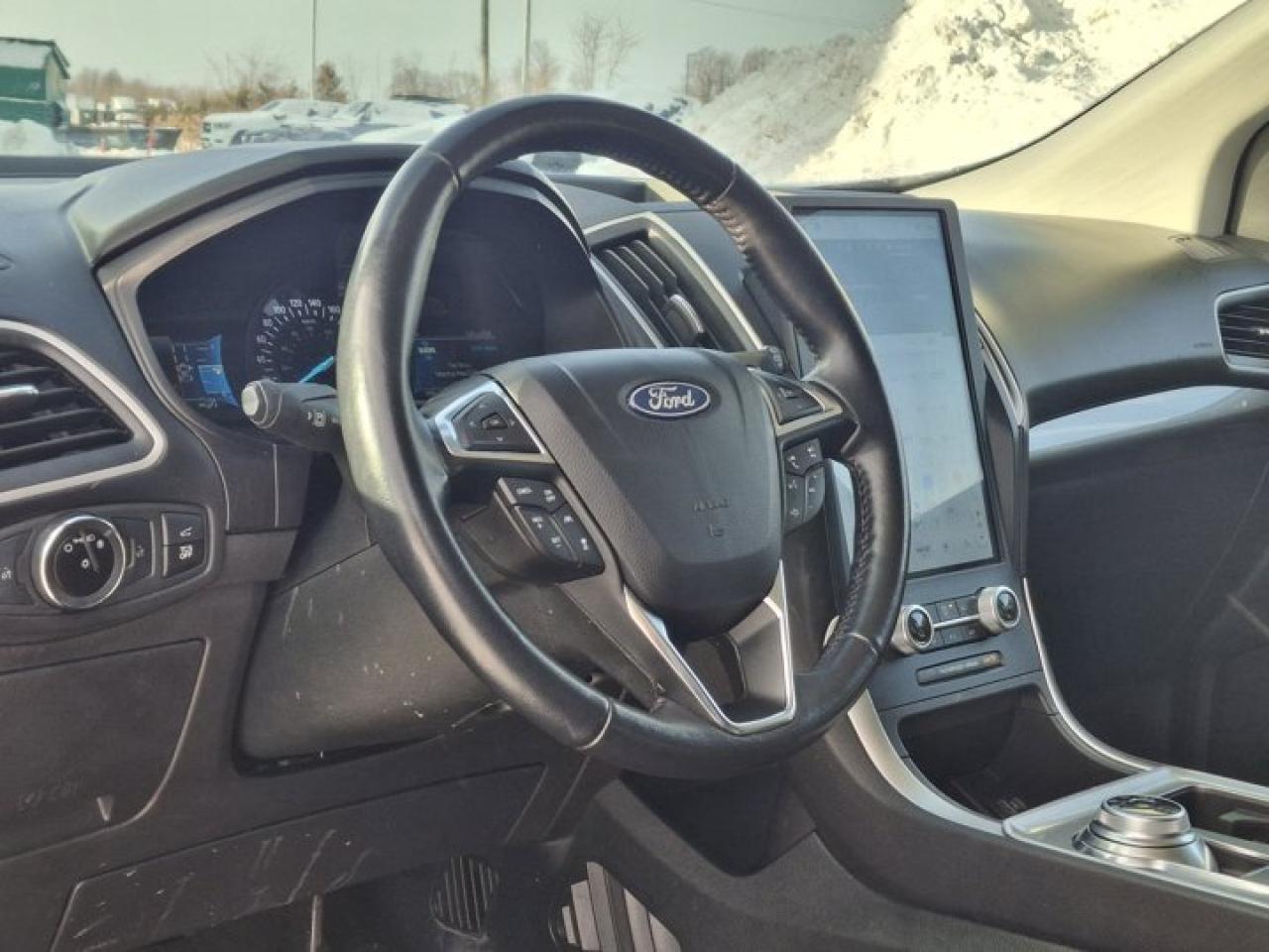 2023 Ford Edge SEL AWD | Leather | Adaptive Cruise | Heated Wheel + Seats | Remote Start | CarPlay + Android & More Photo