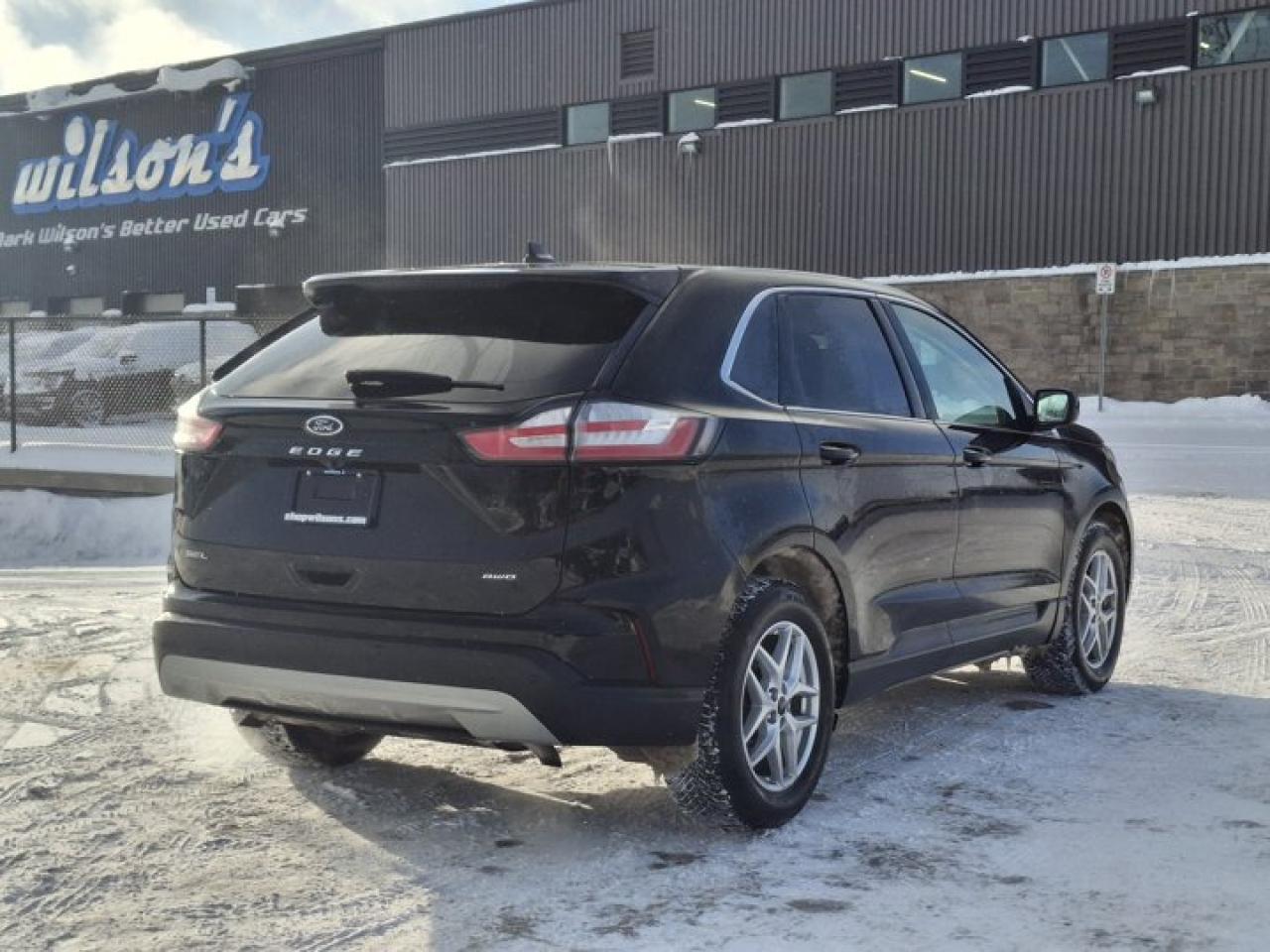 2023 Ford Edge SEL AWD | Leather | Adaptive Cruise | Heated Wheel + Seats | Remote Start | CarPlay + Android & More Photo