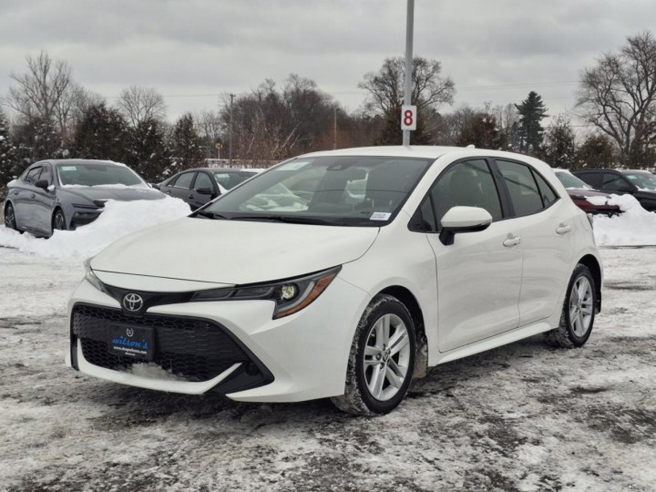 2019 Toyota Corolla Hatchback SE | Auto | Heated Seats | Bluetooth | Rear Camera | Alloy Wheels | and More ! Photo0