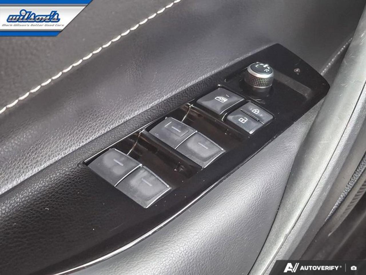 2019 Toyota Corolla Hatchback SE | Auto | Heated Seats | Bluetooth | Rear Camera | Alloy Wheels | and More ! Photo