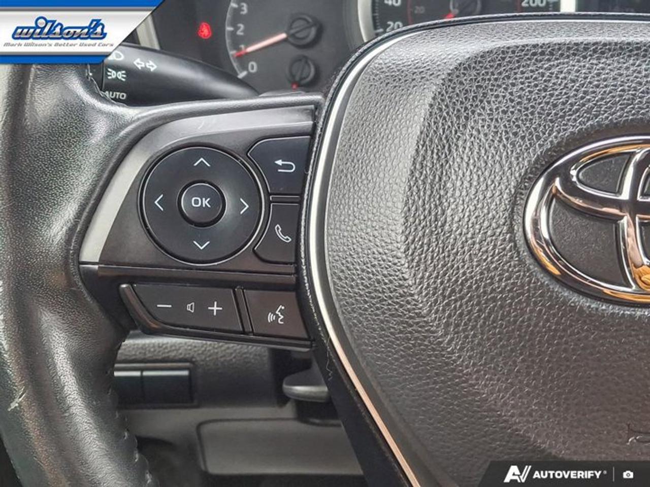 2019 Toyota Corolla Hatchback SE | Auto | Heated Seats | Bluetooth | Rear Camera | Alloy Wheels | and More ! Photo