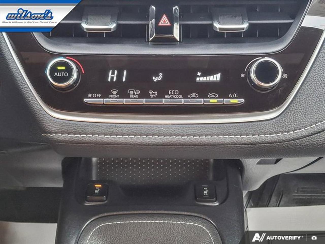 2019 Toyota Corolla Hatchback SE | Auto | Heated Seats | Bluetooth | Rear Camera | Alloy Wheels | and More ! Photo