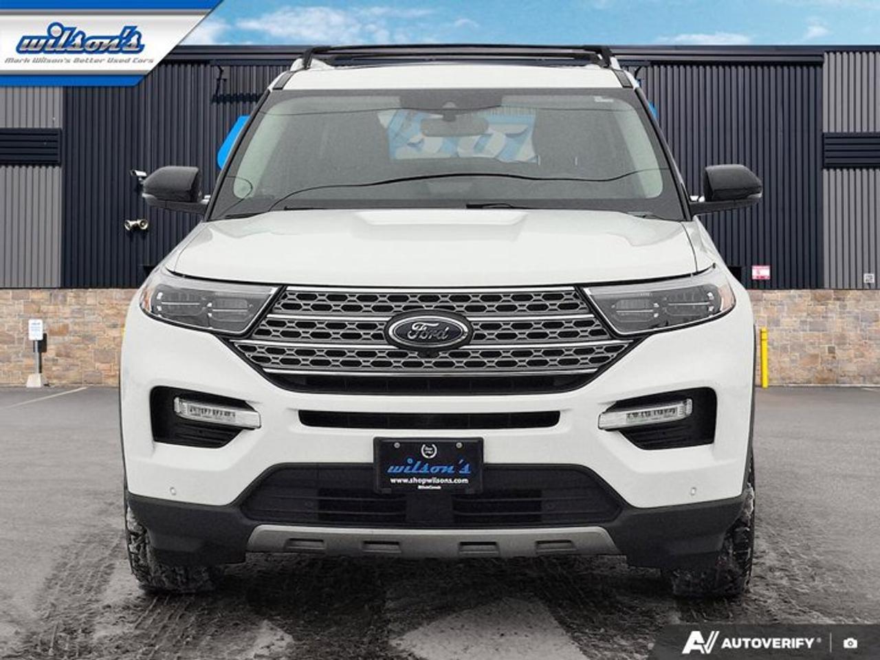 2022 Ford Explorer Limited 4WD | Leather | Sunroof | Tech Pkg | Adaptive Cruise | Heated Wheel + Seats | and More ! Photo