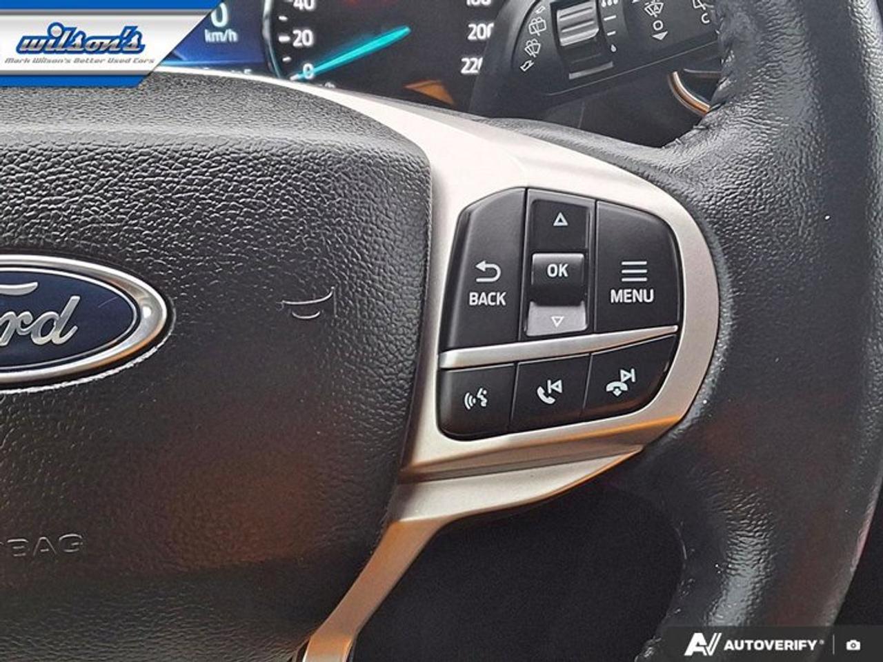 2022 Ford Explorer Limited 4WD | Leather | Sunroof | Tech Pkg | Adaptive Cruise | Heated Wheel + Seats | and More ! Photo