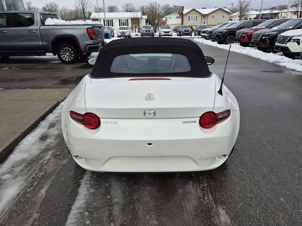2023 Mazda Miata MX-5 GRAND TOURING CONVERTIBLE 2.0L RWD Photo18