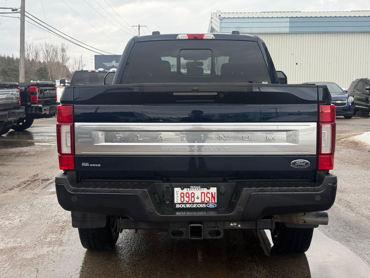 2022 Ford F-350 Super Duty SRW PLATINUM 4WD CREW CAB 6.75' BOX Photo