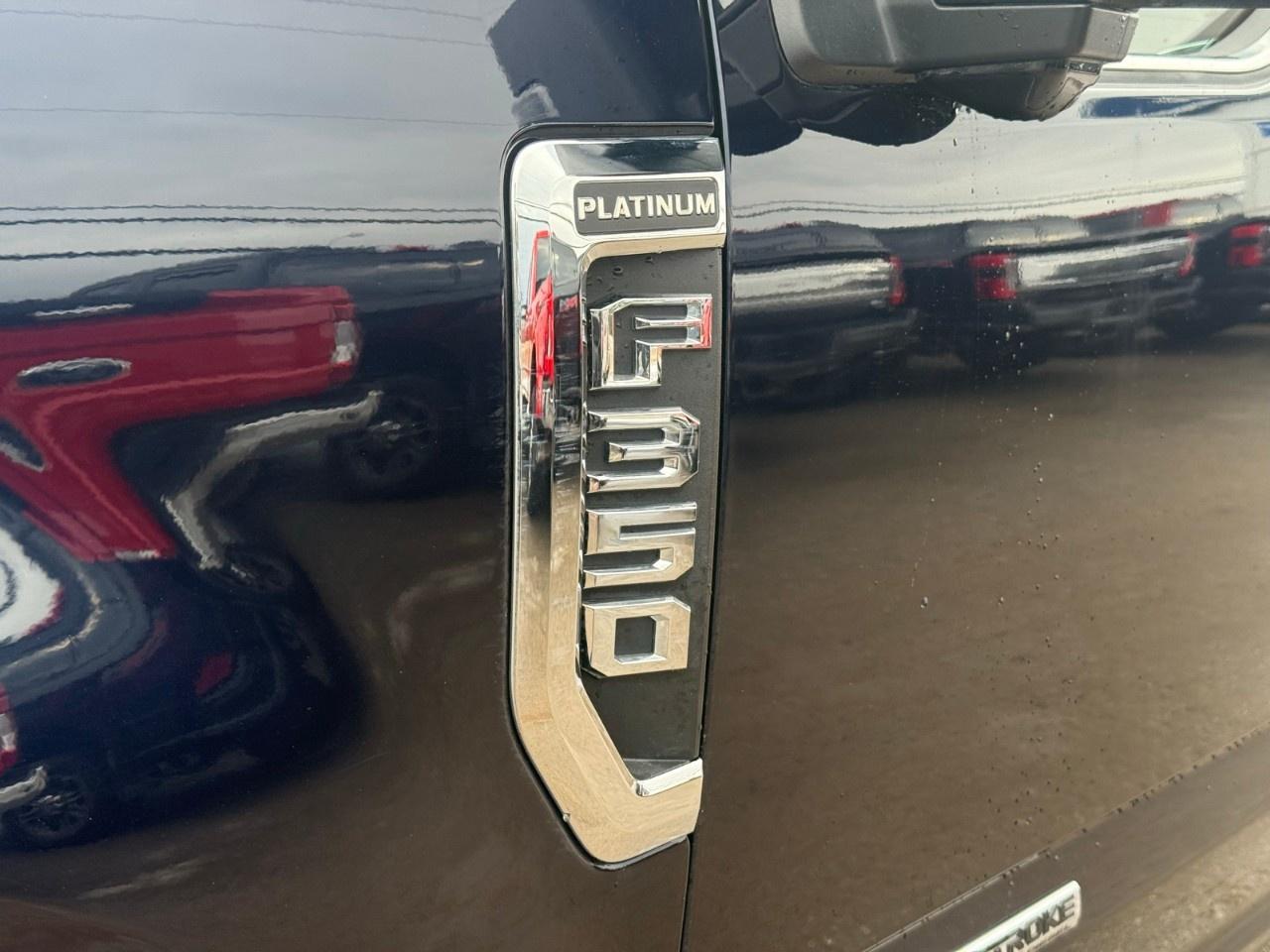 2022 Ford F-350 Super Duty SRW PLATINUM 4WD CREW CAB 6.75' BOX Photo