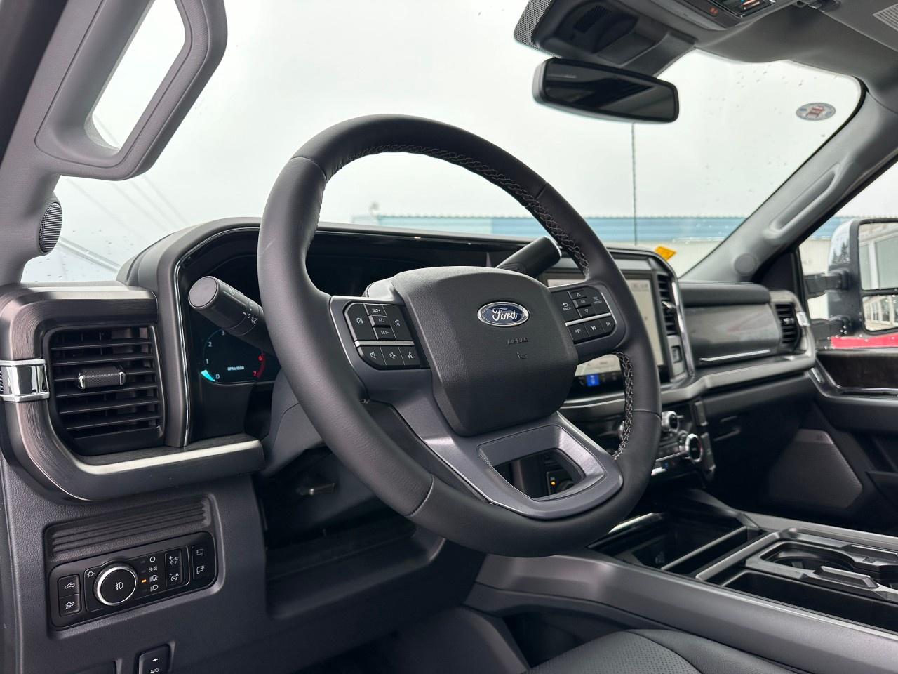 2026 Ford F-250 Super Duty SRW LARIAT 4WD CREW CAB 6.75' BOX Photo