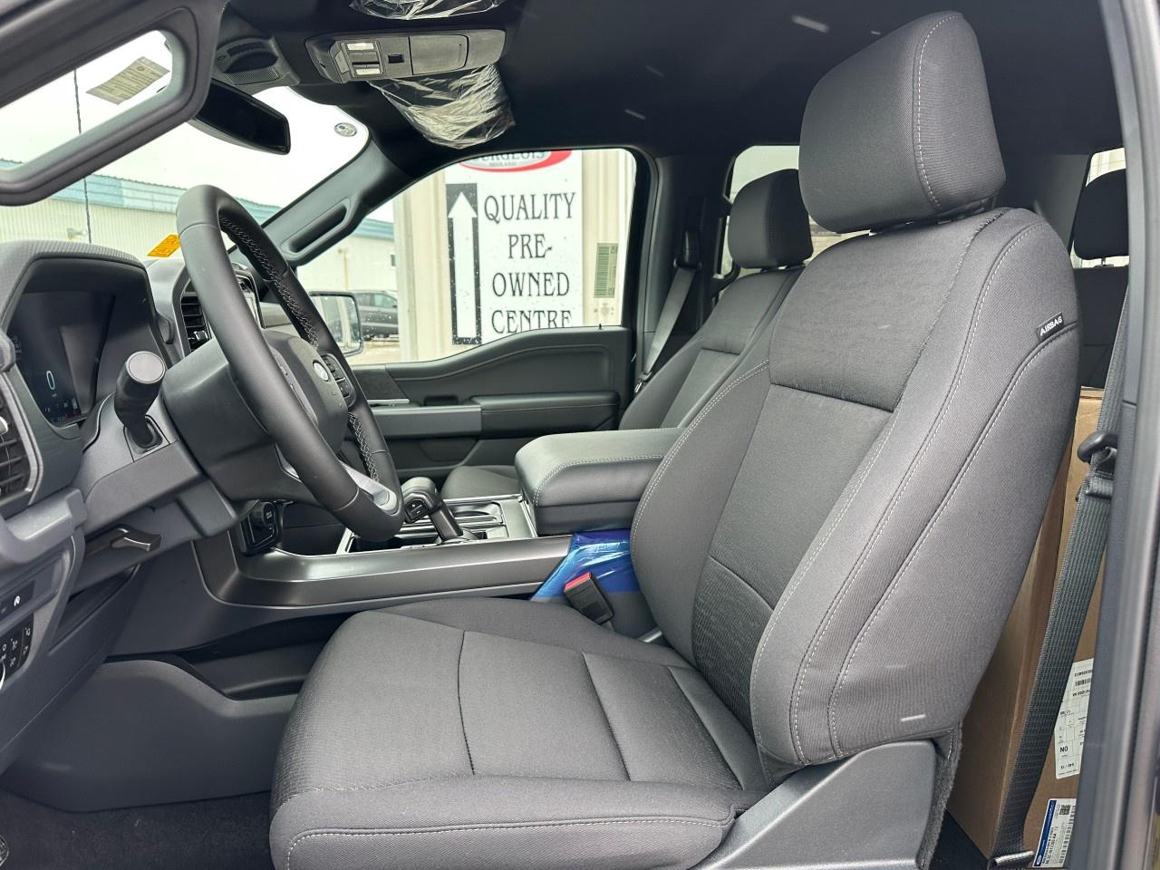 2025 Ford F-150 XLT 4WD SuperCrew 5.5' Box Photo