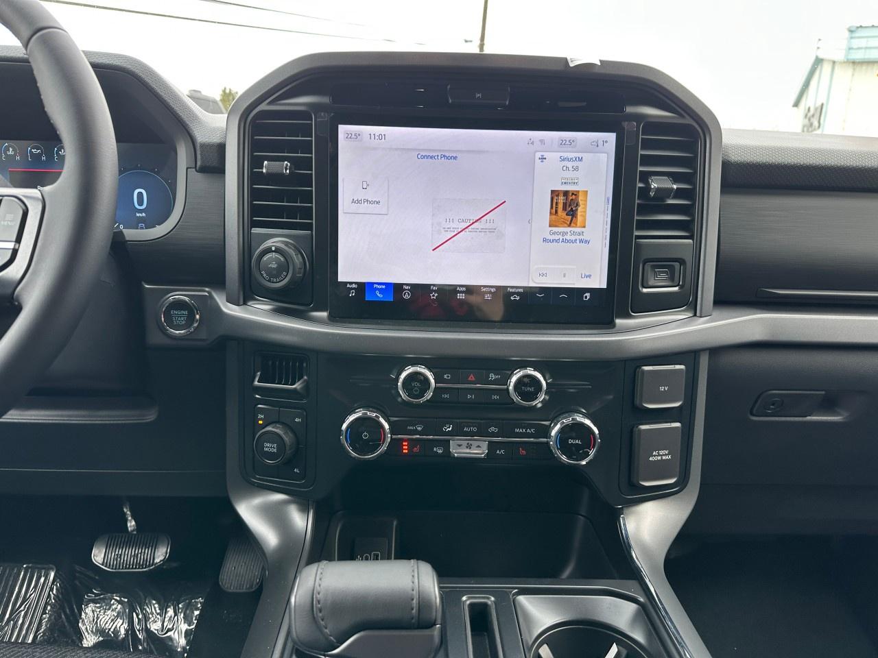 2025 Ford F-150 XLT 4WD SuperCrew 5.5' Box Photo